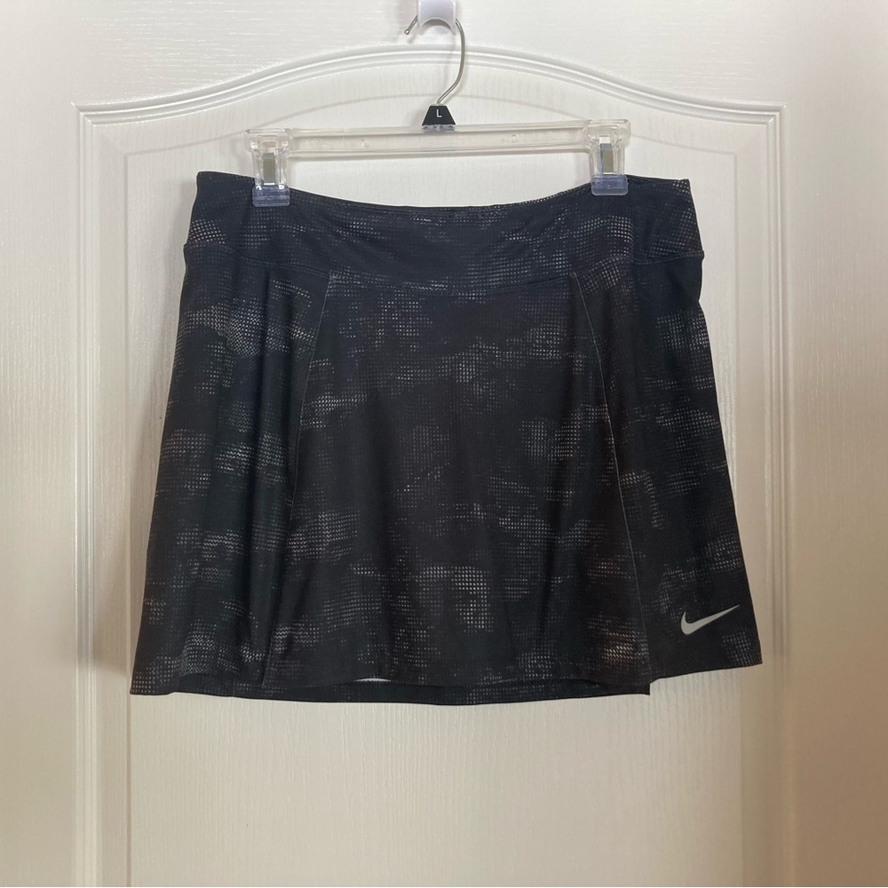 Nike Skort Golf - Workout SZ L New Black Grey with stretch shorts inside!